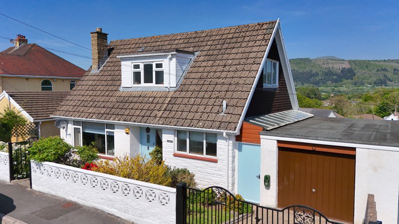 Front Elevation- click for photo gallery